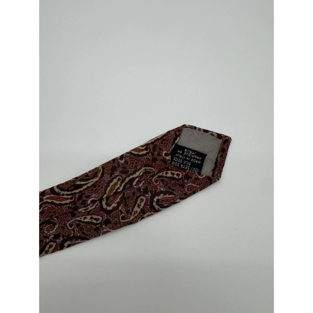Giorgio Armani Cravatte Silk Tie Red Paisley Pattern Made in Italy Designer Tie
